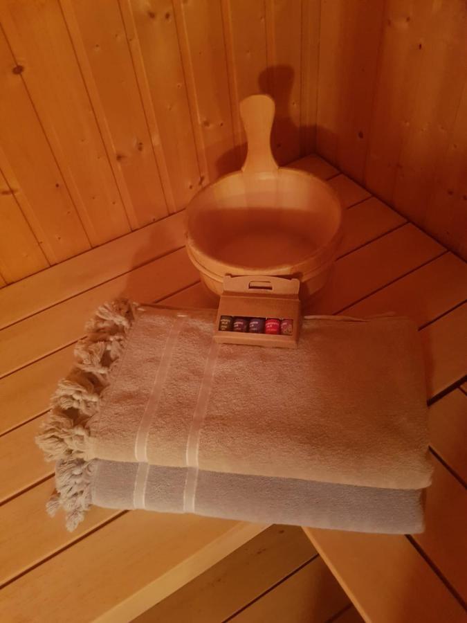Gemütliche Ferienwohnung mit Kamin und Sauna! Nistertal Exterior foto