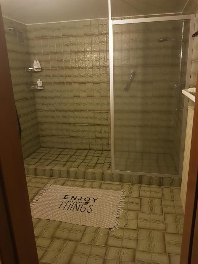 Gemütliche Ferienwohnung mit Kamin und Sauna! Nistertal Exterior foto